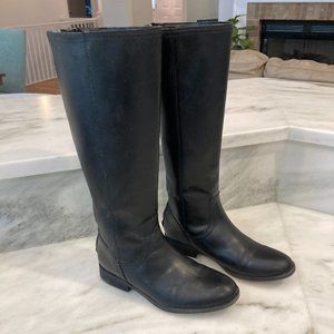 Frye and Co. black leather riding boots with brass zipper in back size 7